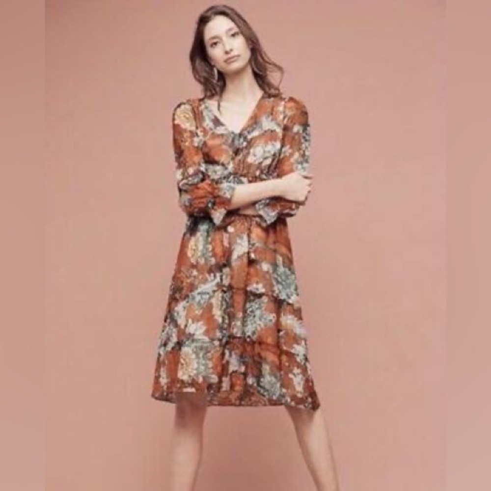 Hemant & Nandita 4 Zeri Floral Dress